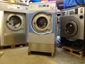 Máy giặt công nghiệp Electrolux
